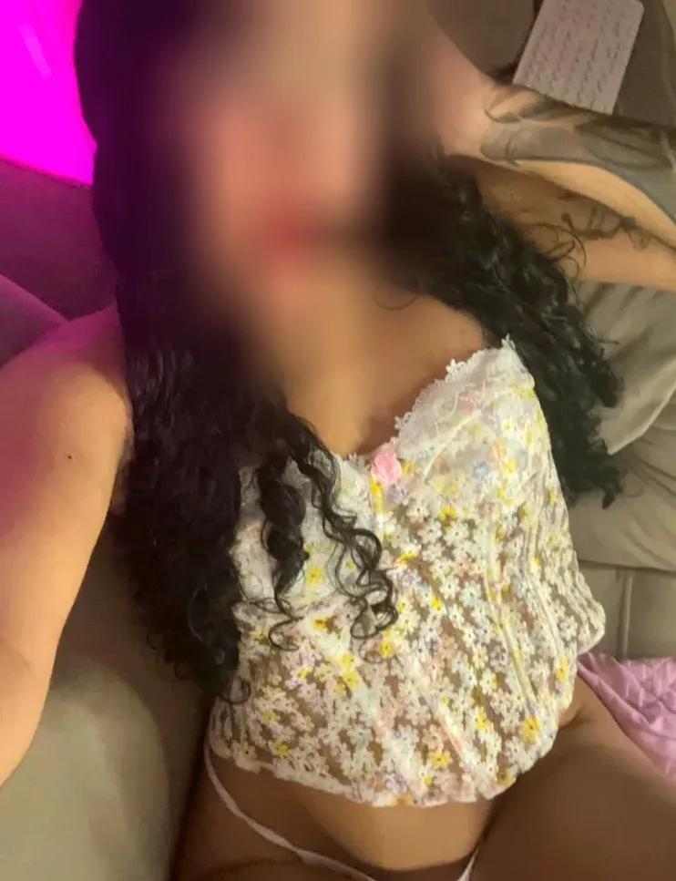 Milica, 22